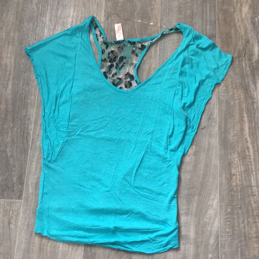 blue shirt